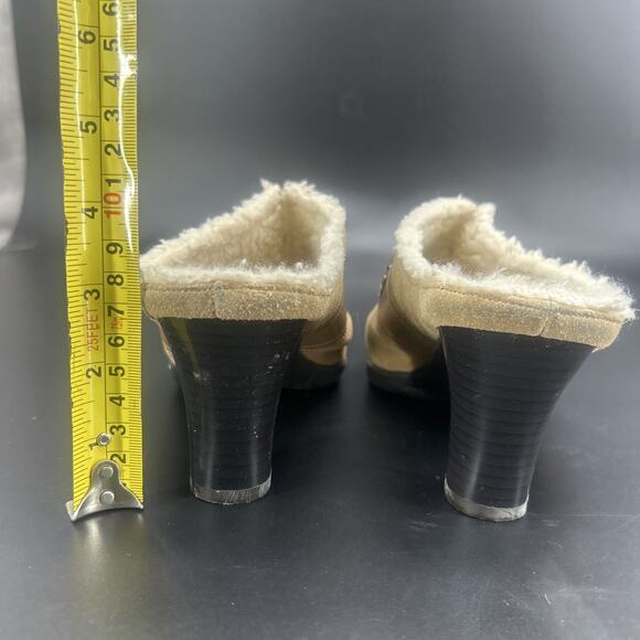 Aerosoles Cinch of Salt Womens 8.5M Tan Suede Faux Fur Slip-On Heeled Clog Mules - Picture 3 of 10